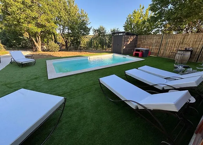 At Stephanie And Damien's, Charming Stone And Pool *