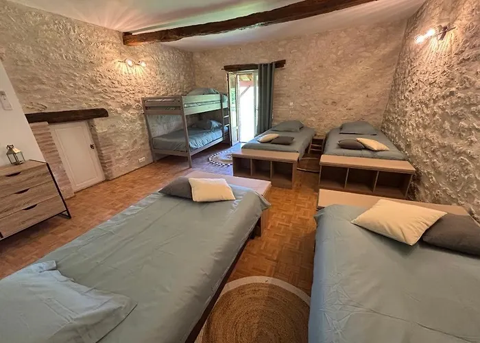 At Stephanie And Damien's, Charming Stone And Pool Vakantiehuis Lauzerte