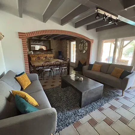 At Stephanie And Damien's, Charming Stone And Pool * Lauzerte